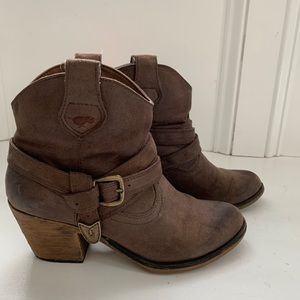 Women’s Western booties